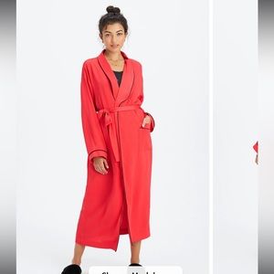 Fabletics Ecosatin Robe Strawberry Red/ Black size Large